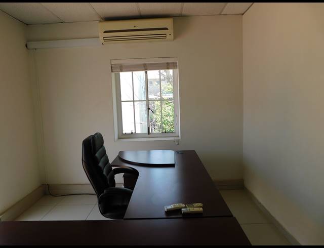 400M² OFFICE FOR SALE IN FERNDALE